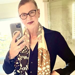 Meet your Posher, Carol